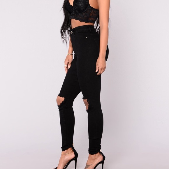 Fashion Nova High Rise Jeans - Picture 5 of 5